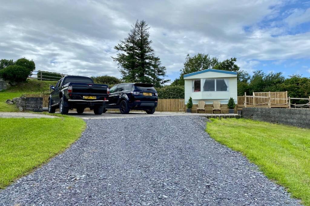 Snowdon Bay - North Wales - Stunning Llyn Peninsula Mountain & Ocean Views - Wilde Retreats Villa Pwllheli Eksteriør billede