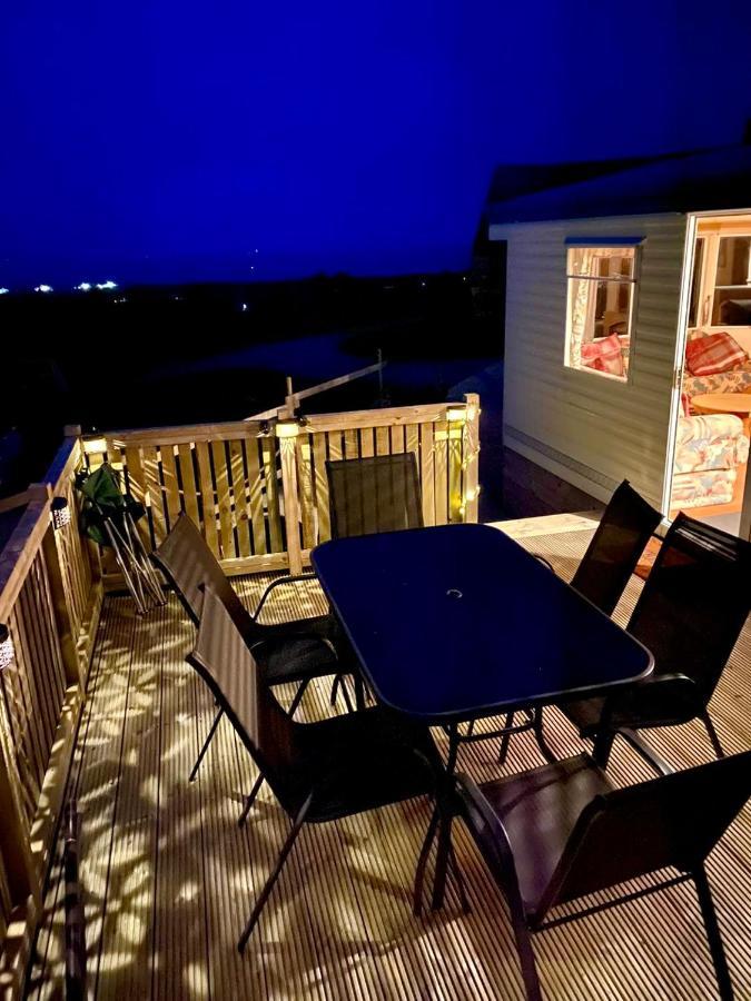 Snowdon Bay - North Wales - Stunning Llyn Peninsula Mountain & Ocean Views - Wilde Retreats Villa Pwllheli Eksteriør billede
